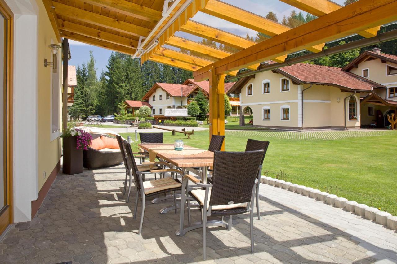 Ferienparadies Truppe Velden am Woerthersee Ngoại thất bức ảnh