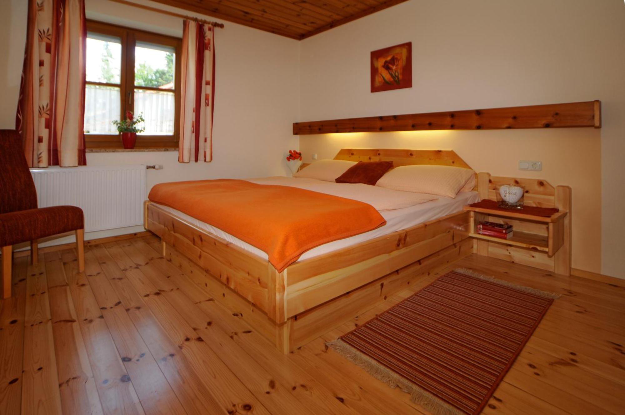 Ferienparadies Truppe Velden am Woerthersee Ngoại thất bức ảnh